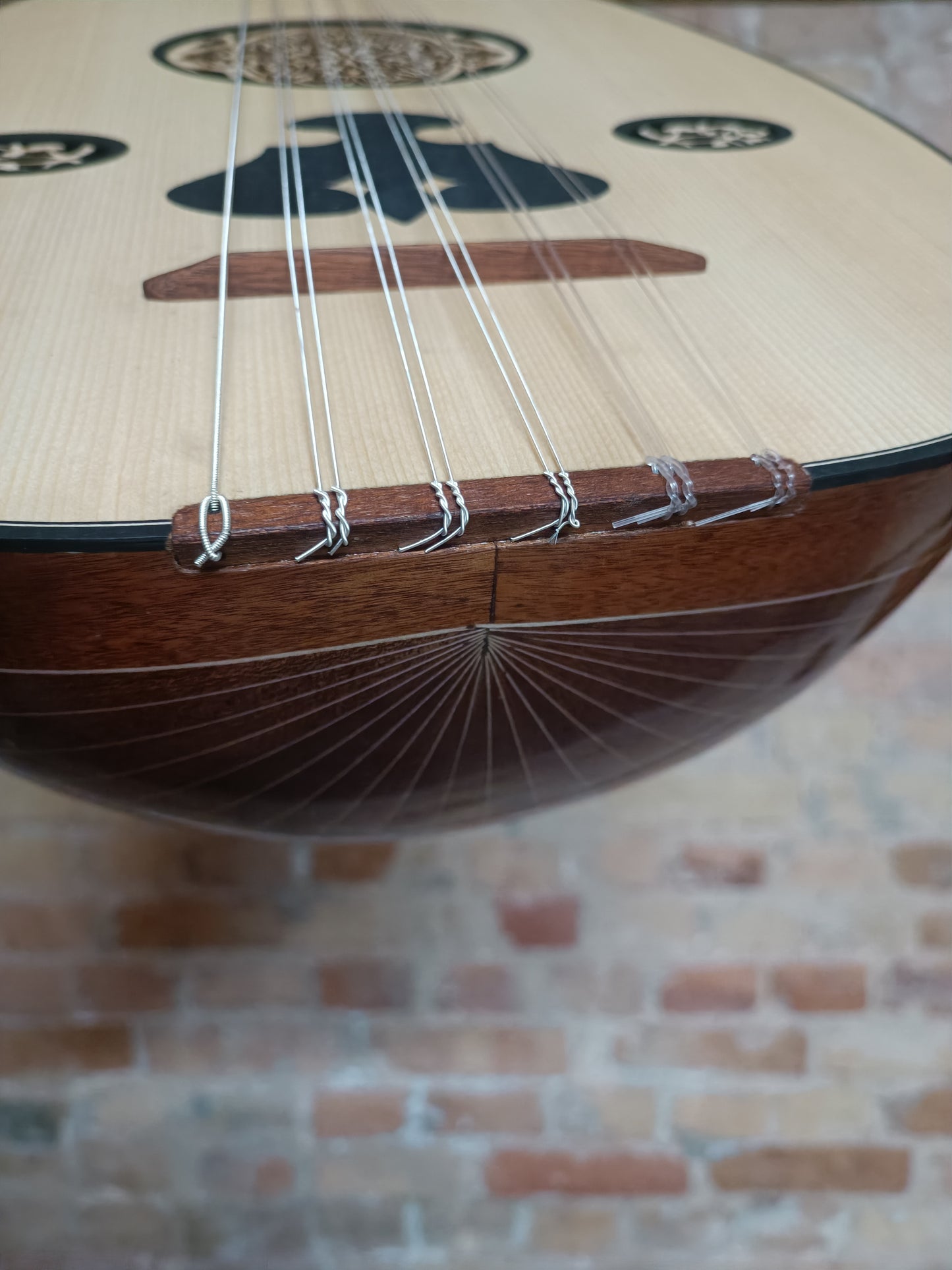 OUD Top mahagonie