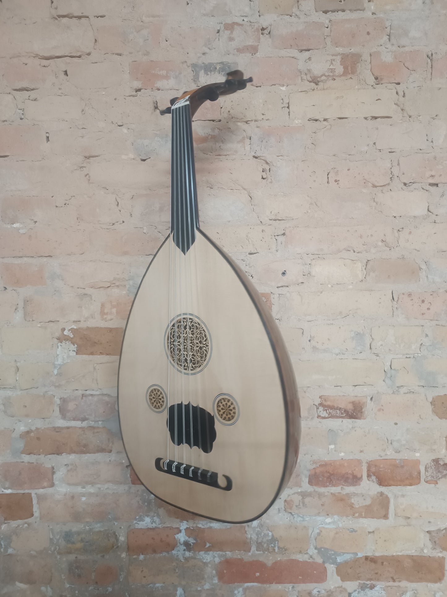 OUD Top nut beauty
