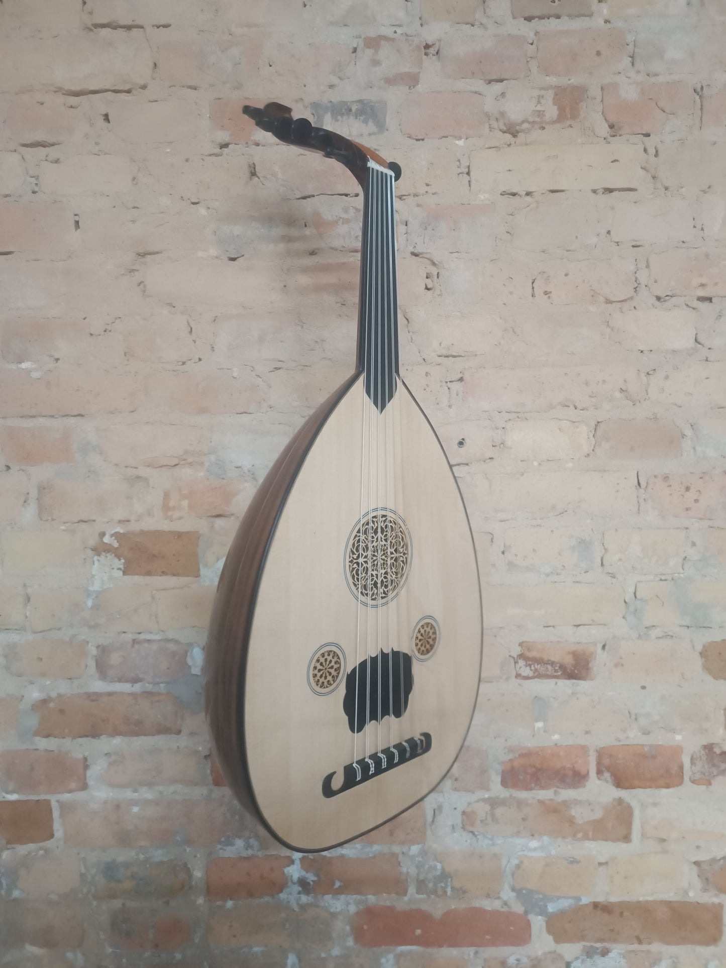 OUD Top nut beauty