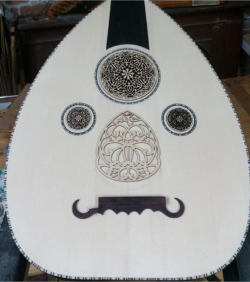 Oud Exelant: Mansour (28 year old Spruce)